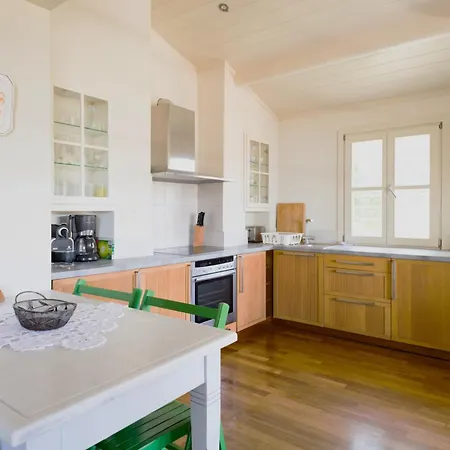 Pine * Τρούλος