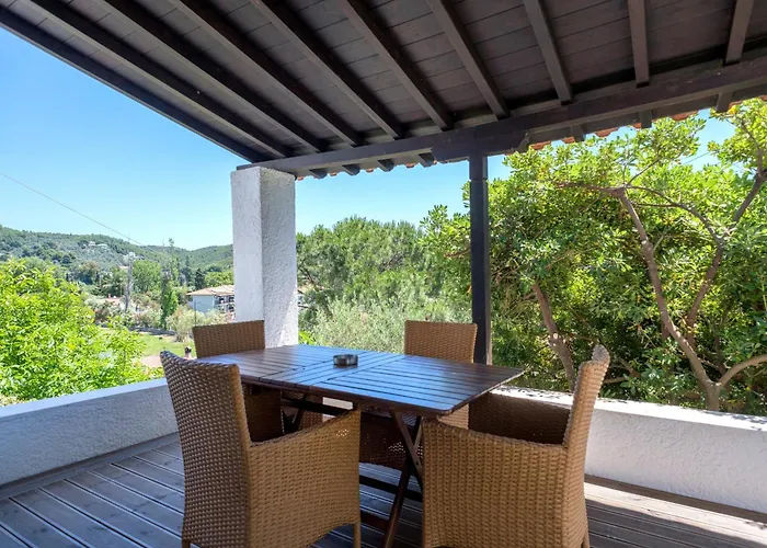 Pine Ferienhaus Troulos